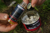 Picture of CC MOORE Pacific Tuna Hookbait Booster 50ml